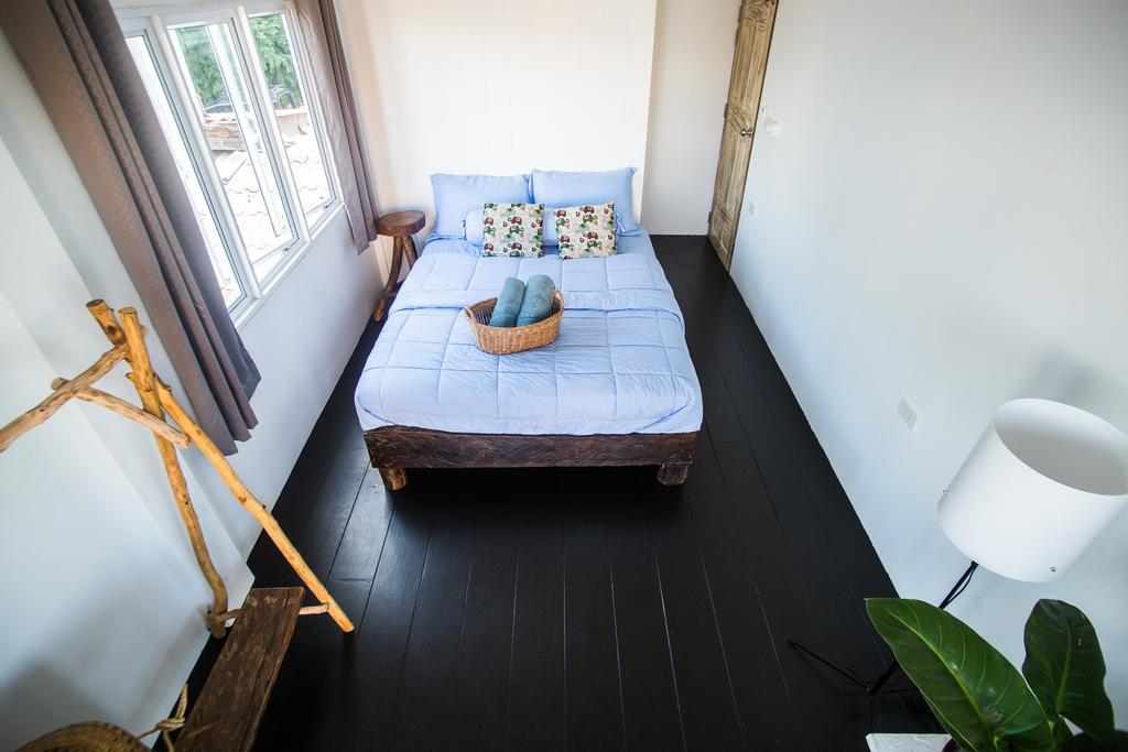 Sweet Life Guesthouse Koh Lanta Exterior photo