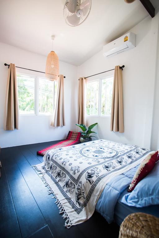 Sweet Life Guesthouse Koh Lanta Exterior photo
