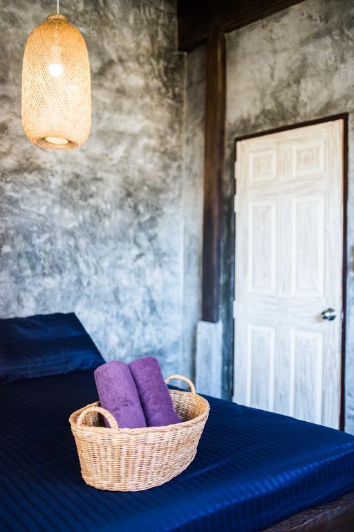 Sweet Life Guesthouse Koh Lanta Exterior photo