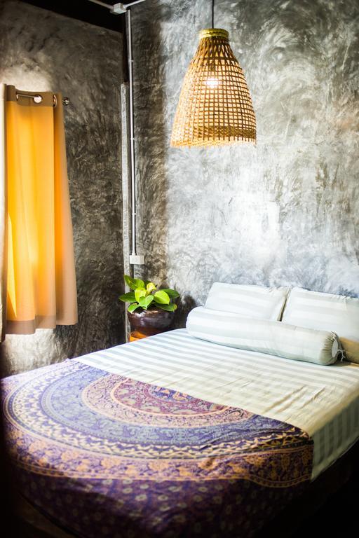 Sweet Life Guesthouse Koh Lanta Exterior photo